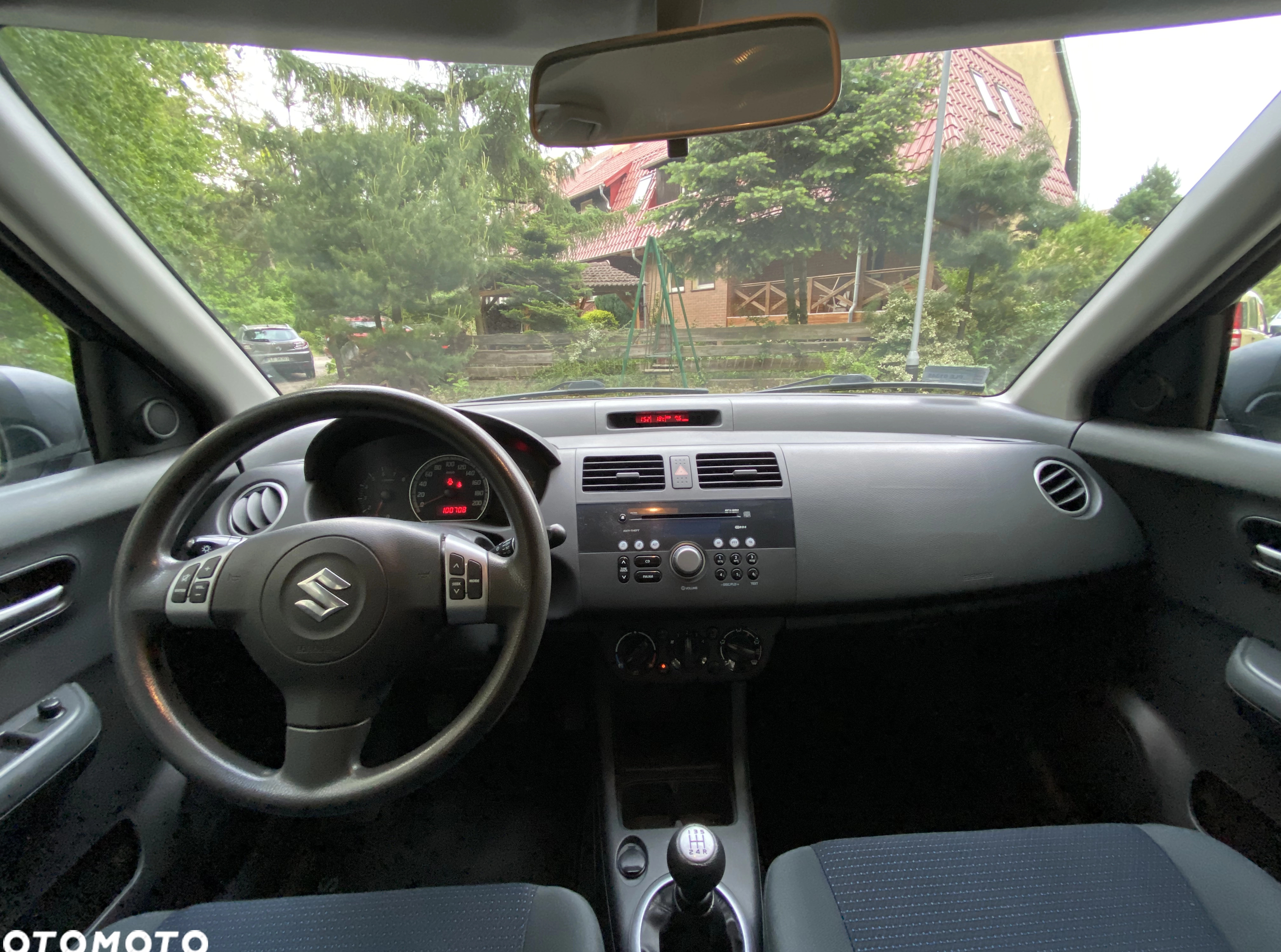 Suzuki Swift cena 17200 przebieg: 100800, rok produkcji 2010 z Wrocław małe 301